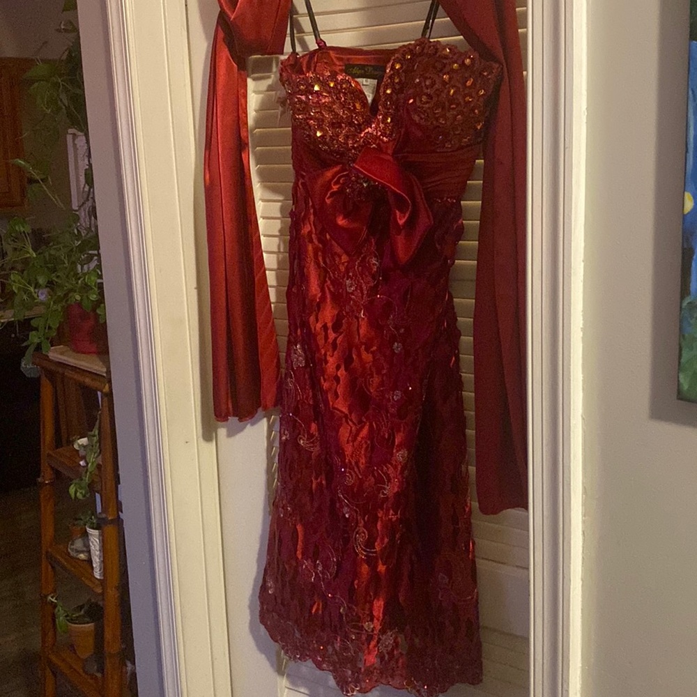 Ruby Red strapless Party dress